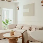 Stylish 2br With Ac & Terrace | By Airnest Apartamento *