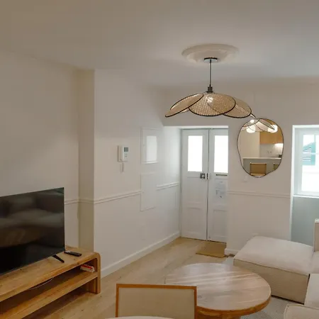 Apartament Stylish 2br With Ac & Terrace | By Airnest *