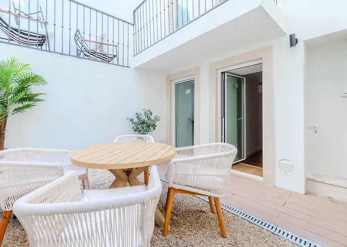 Stylish 2br With Ac & Terrace | By Airnest *