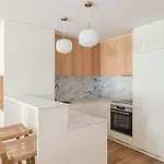 Stylish 2br With Ac & Terrace | By Airnest Διαμέρισμα Lisboa