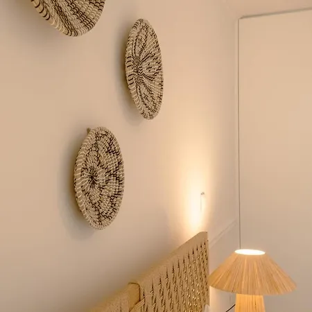 Апартаменты Stylish 2br With Ac & Terrace | By Airnest Лиссабон