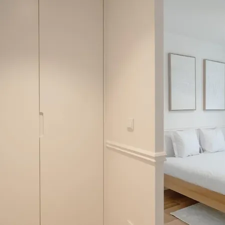 Stylish 2br With Ac & Terrace | By Airnest * Lizbona